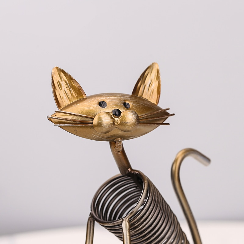 metal art figurines